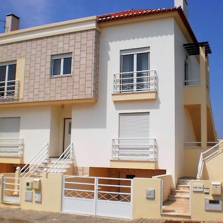 Surf Peniche - Ocean View Apartment Exterior photo